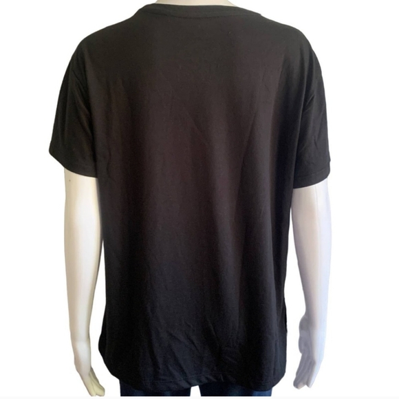 T-shirts - Picture 3 of 3